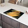 Gouden Streken: Penseelslag en Elegantie Inductie beschermer vinyl 3mm klein -sfeer8