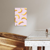 Gele Curve op Roze KitchenYeah - Keuken - Canvas klein -sfeer3