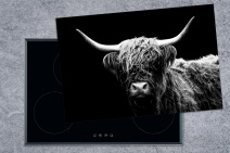 Herdabdeckplatte mit Schottischer-Hochlander-Kuh in Schwarz-Weiß