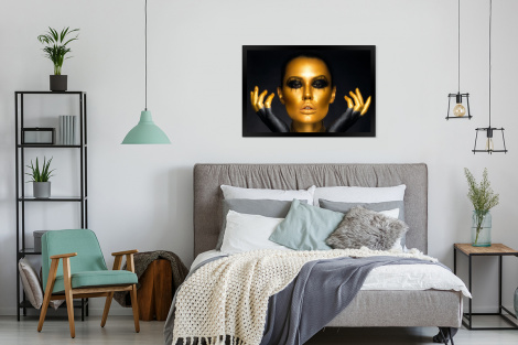 Poster mit Rahmen - Frau - Porträt - Gold - Luxus - Schwarz - Horizontal-4