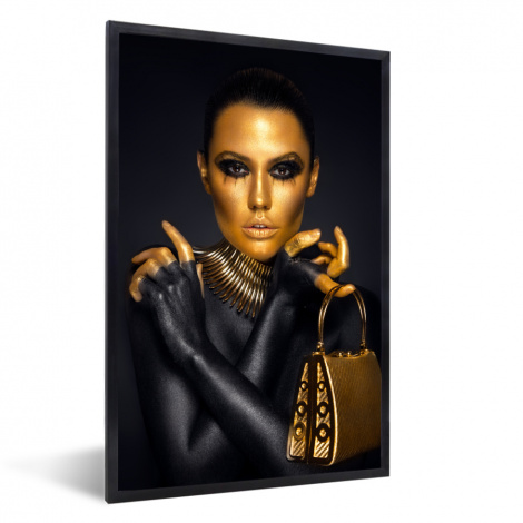 Poster mit Rahmen - Make-up - Tasche - Gold - Luxus - Frau - Vertikal