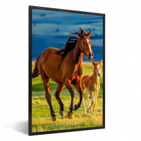 Poster mit Rahmen - Pferde - Gras - Tiere - Landschaft - Natur - Vertikal-1