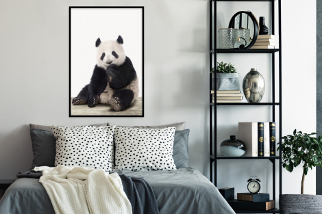 Poster mit Rahmen - Panda - Tiere - Jungen - Mädchen - Pandabär - Vertikal-thumbnail-4