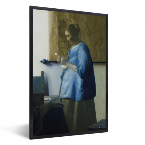 Poster met lijst - Brieflezende vrouw in het blauw - Schilderij van Johannes Vermeer - Staand