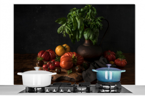 Spatscherm keuken - Stilleven - Tomaten - Basilicum - Schilderij - Groente - Zwart