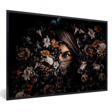 Poster mit Rahmen - Frau - Luxus - Blumen - Schmetterling - Porträt - Horizontal