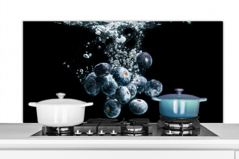 Spritzschutz Küche - Blaubeeren - Obst - Beeren - Stillleben - Wasser - Schwarz-1