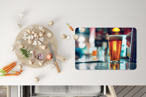 Premium placemats (6 stuks) - Glas bier op de bar - 45x30 cm-thumbnail-4