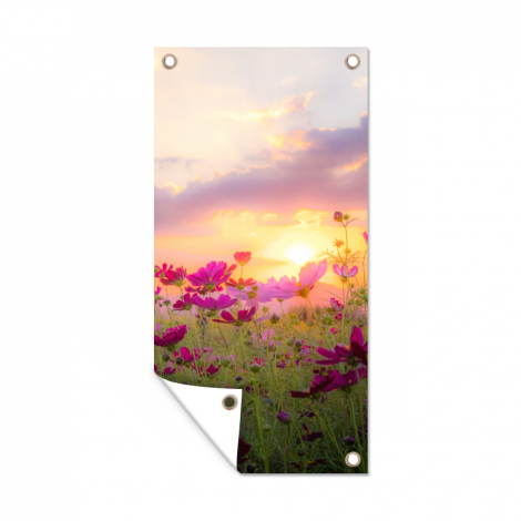 Tuinposter - Bloemen - Roze - Zonsondergang - Natuur - Weide - Horizon - Staand-thumbnail-1