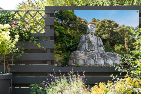 Tuinposter - Boeddha beelden - Jungle - Buddha - Spiritualiteit - Mediteren - Liggend-2