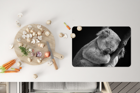 Premium placemats (6 stuks) - Slapende koala op zwarte achtergrond in zwart-wit - 45x30 cm-4