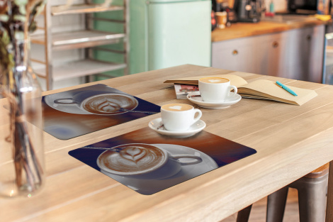 Premium placemats (6 stuks) - Een lepel roert door de schuimlaag van een bakje koffie - 45x30 cm-3