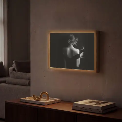 Vrouw - Wijn - Jurk Light Box met batterij (Wandlamp) middel -sfeer1