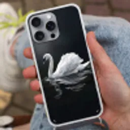 Zwaan - Water - Natuur - Realistisch - Wit Hoesje iPhone 16 Pro Max met koord klein -sfeer3