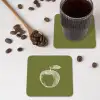 Lijntekening - Appel - Olijfgroen - Blaadje onderzetter kurk middel -sfeer2