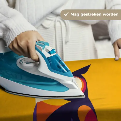 Uil - Grafisch - Kleurrijk - Ogen Wandkleed katoen klein -sfeer9