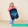 Vliegtuig opstartend in futuristisch nachtlandschap Kinderkoffer - Zwart klein -sfeer2_UK