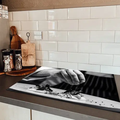 Chef - Garnering - Gerecht Inductie beschermer vinyl 3mm klein -sfeer3