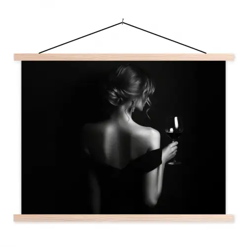 Vrouw - Wijn - Jurk textielposter latten blank klein -3d