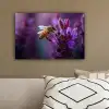 Honingbij - Paarse bloemen - Details canvas 2cm klein -sfeer3