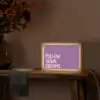 Follow your dreams - Paars - Penseeltextuur Light Box met kabel (Tafellamp) klein -sfeer4