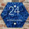 Blauwe rozen - Klassiek Naambord Hexagon klein -sfeer2