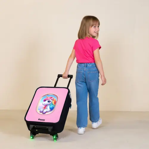 Kleurrijke eenhoorn uit een vliegtuigraam Kinderkoffer - Zwart klein -sfeer1