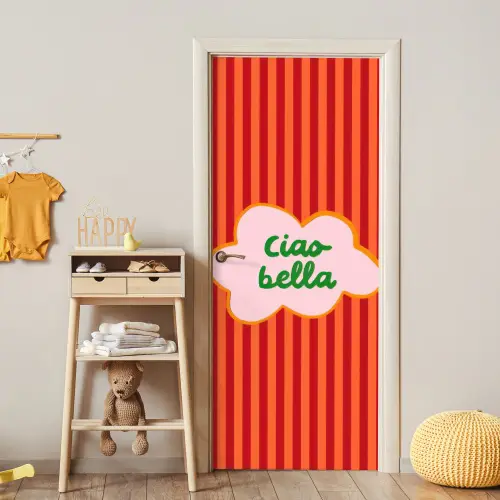 Ciao bella - Tekstwolk - Strepen - Oranje deurposter klein -sfeer4