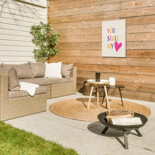 Hart - Valentijn - Tekst Tuinposter op houten frame 2 cm dik klein -sfeer2