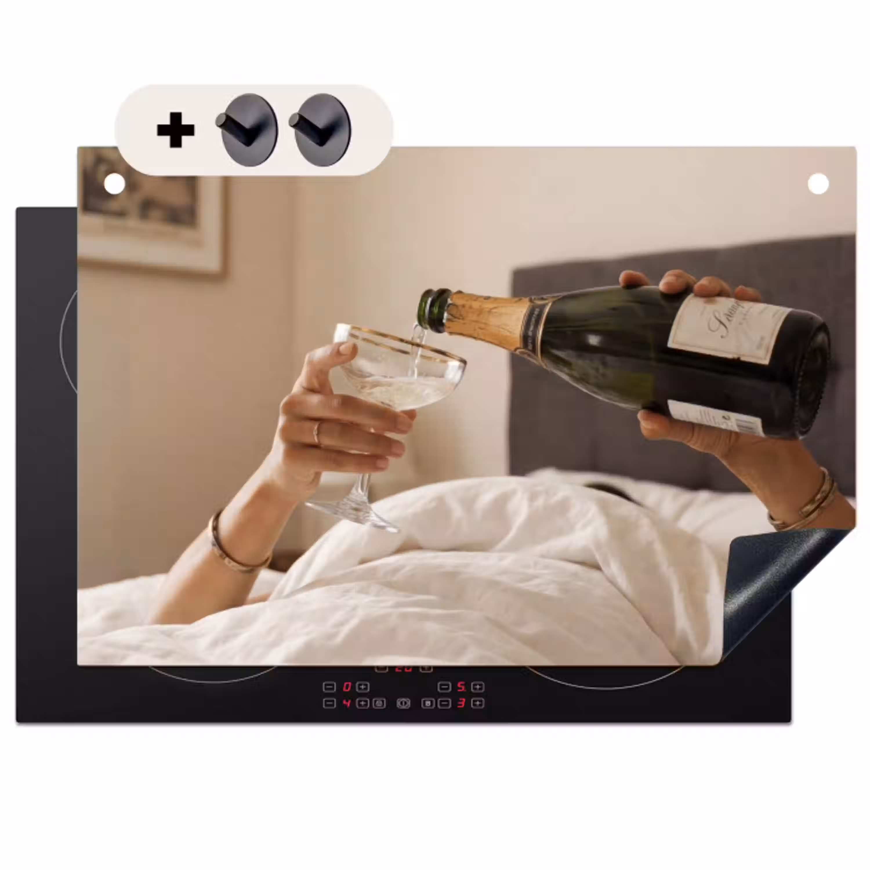 Champagne - Bed - Bubbels Inductie beschemer met haakjes klein -3d