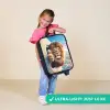 Leeuw uit een vliegtuigraam met zijn duim omhoog Kinderkoffer - Zwart klein -sfeer2_UK
