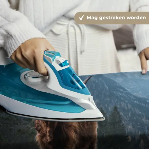 Schotse hooglander - Berg - Landschap - Bomen - Koe - Natuur Wandkleed katoen klein -sfeer9