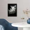 Dieren - Neushoorn - Zwart - Wit - Portret fotolijst zwart zonder passe partout klein -sfeer4