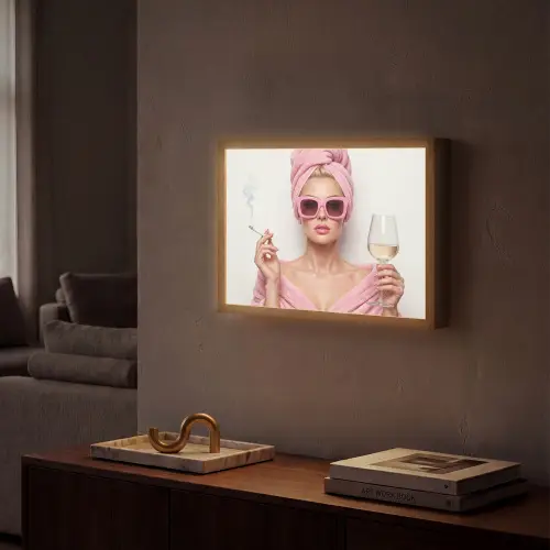 Vrouw - Roze - Wijn - Zonnebril Light Box met batterij (Wandlamp) middel -sfeer1