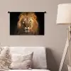 Leeuw - Dieren - Zwart - Licht - Bruin - Portret Wandkleed katoen klein -sfeer4
