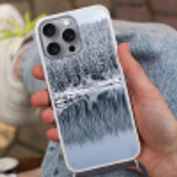 Bos - Reflectie - Meer - Winter - Serene Hoesje iPhone 16 Pro Max met koord klein -sfeer3