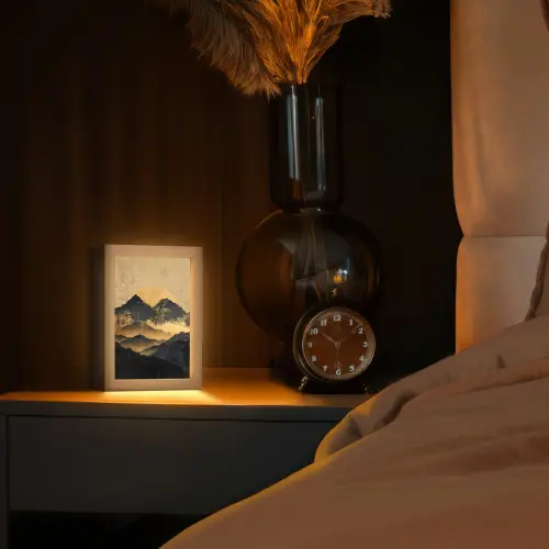 Gouden Bergen bij Maanlicht Light Box met kabel (Tafellamp) klein -sfeer1