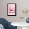 Grl pwr - Roze - Kader fotolijst zwart zonder passe partout klein -sfeer4