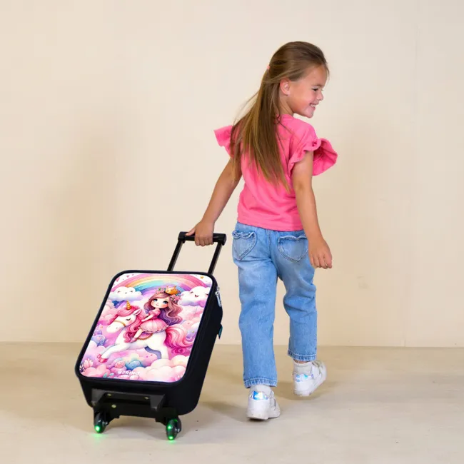 Prinses op een eenhoorn bij een regenboog Kinderkoffer - Zwart klein -sfeer1