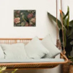 Groene papegaai - Kleurrijke bloemen - Donkere achtergrond tuinposter los doek klein -sfeer7