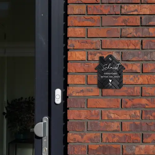 Zwarte tegels - Sierlijk Naambord Huisje klein -sfeer2