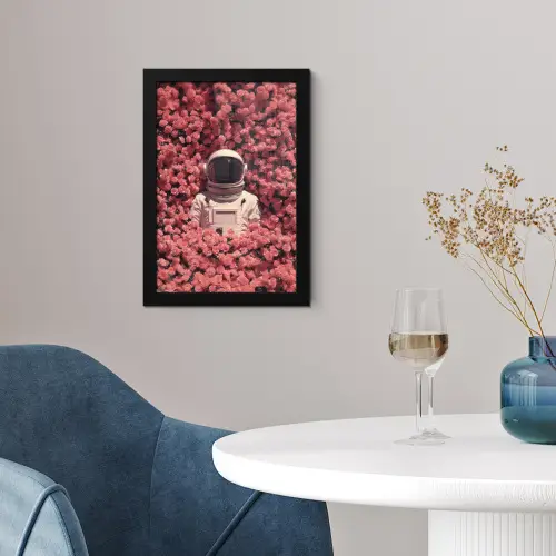 Bloemen - Roze - Astronaut fotolijst zwart zonder passe partout klein -sfeer4