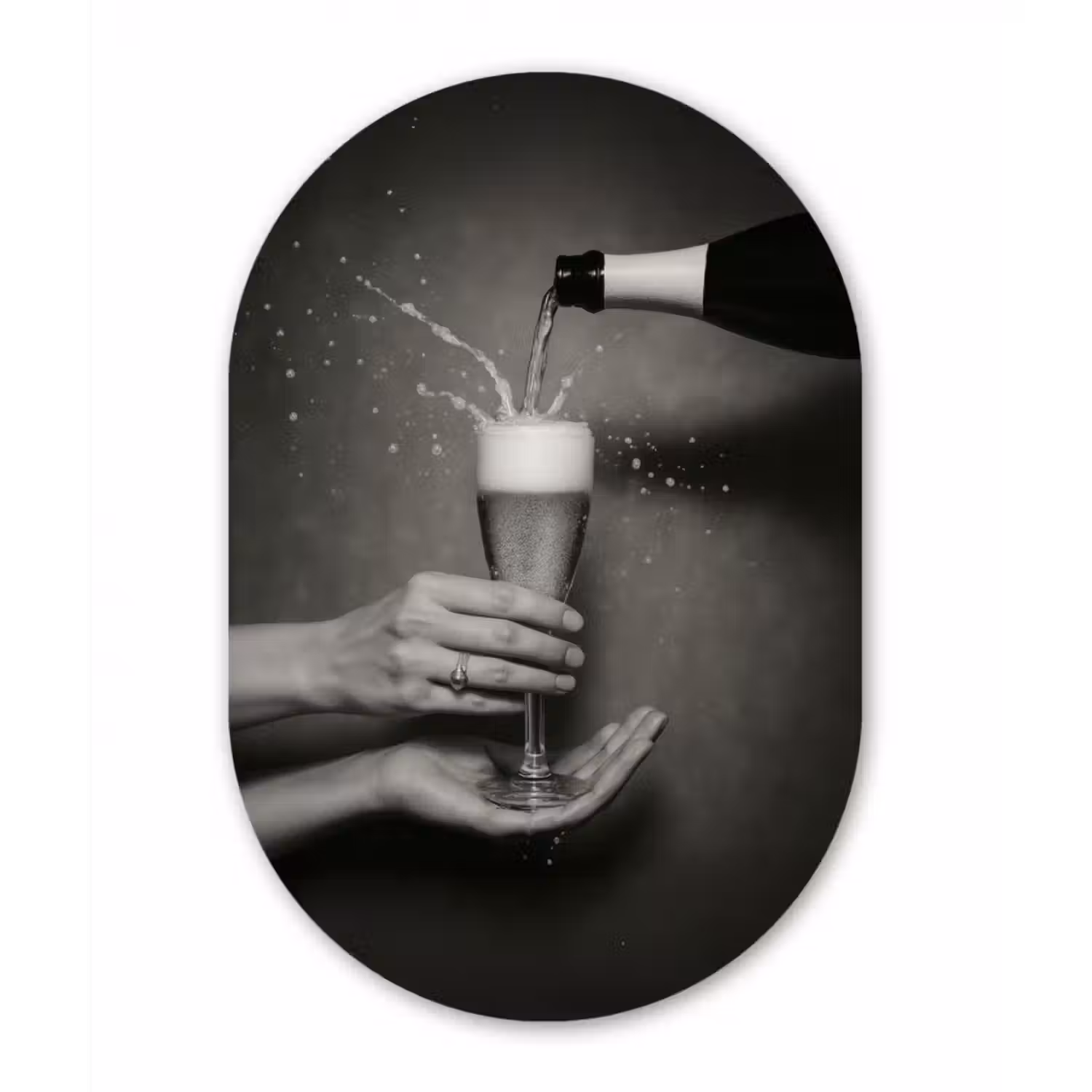 Glasbild Oval - Champagnerflasche - Glas - Minimalistisch - Spritzer