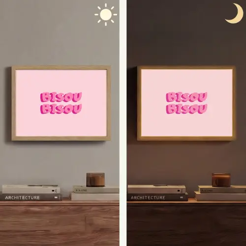 Bisou - Roze - Dikke letters Light Box met batterij (Wandlamp) middel -sfeer3