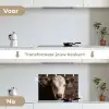 Kalf - Oormerk - Houten stal keuken achterwand spatscherm klein -voor_na_NL
