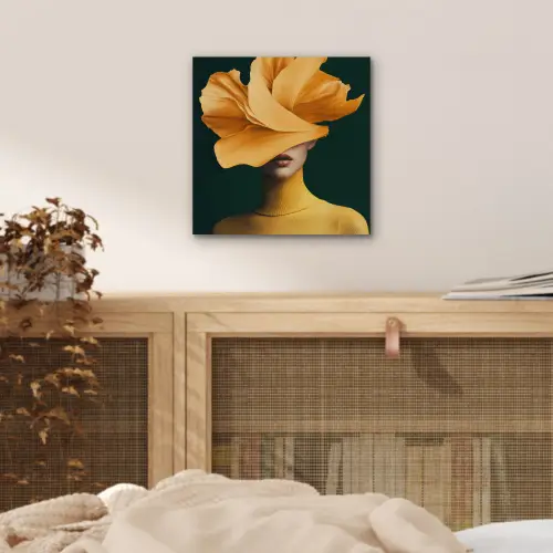 Vrouw - Hoed - Geel aluminium wit klein -sfeer3