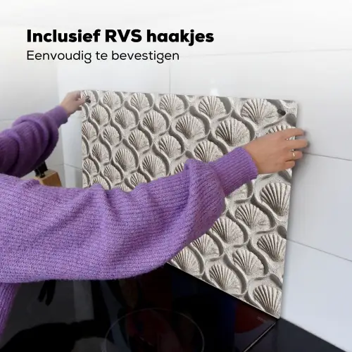 Zand - Schelpenvorm - Grijs Inductie beschemer met haakjes klein 777 -ky-ophangen-nl