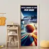 Basketballkorb mit Ball und Namensfeld. deurposter klein -sfeer4