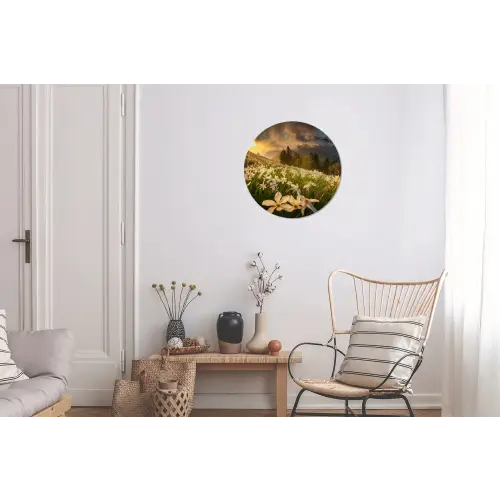 Bloemenveld - Heuvels - Zonsondergang - Berg - Natuur - Wit Wandcirkel aluminium klein -woonkamer