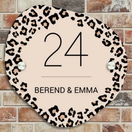 Beige luipaardprint - Klassiek Naambord Organisch middel -sfeer10